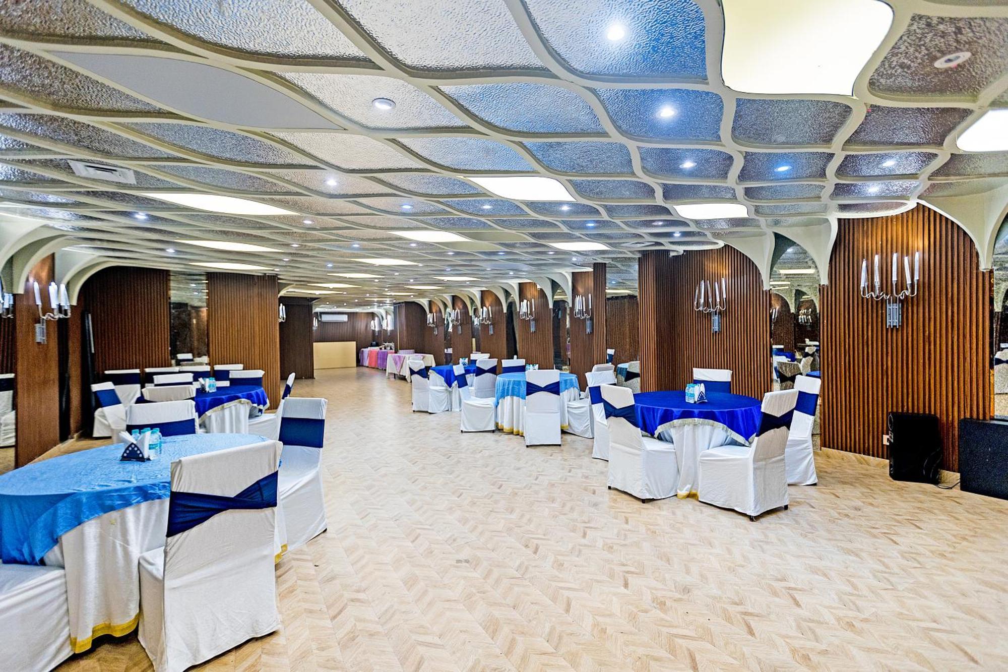 The Grand Vikalp By Saga Hotels New Delhi Exterior photo