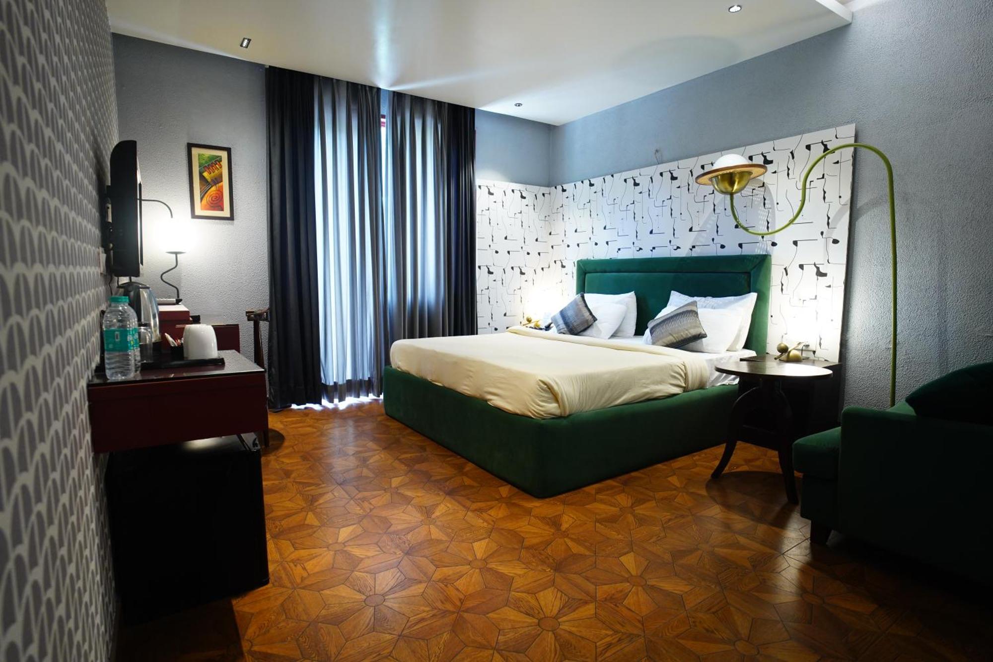 The Grand Vikalp By Saga Hotels New Delhi Exterior photo
